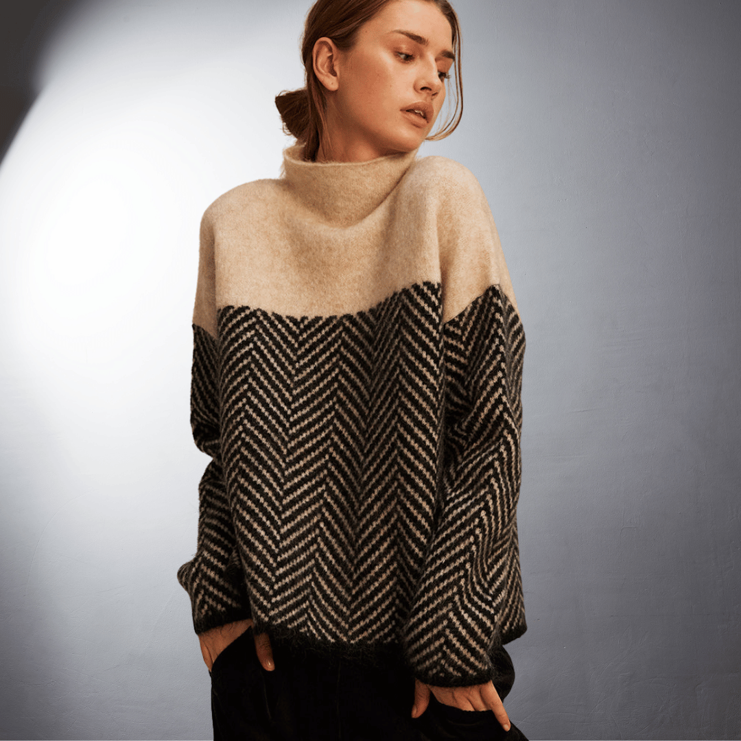 Sarah™ - Sustainable Turtleneck Sweater