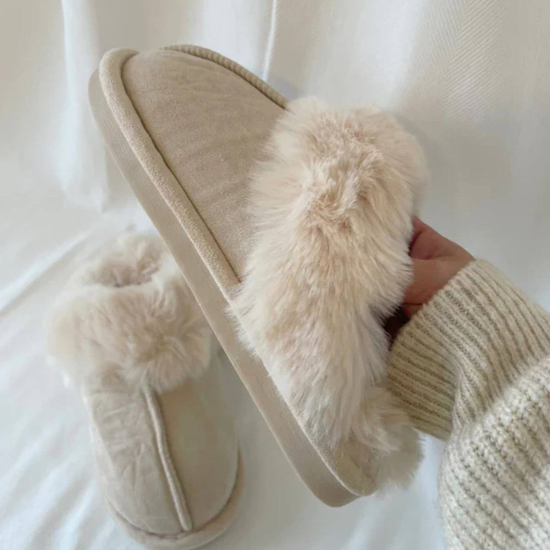 Clara™ - Cozy Fur Slippers