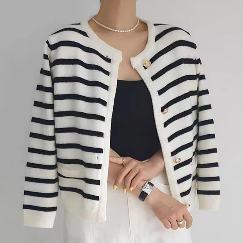 Clea | Chic Striped Cardigan