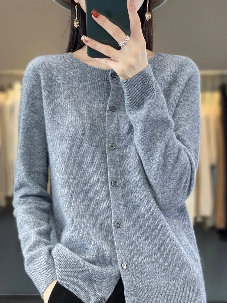 Avelina | Buttoned Cardigan