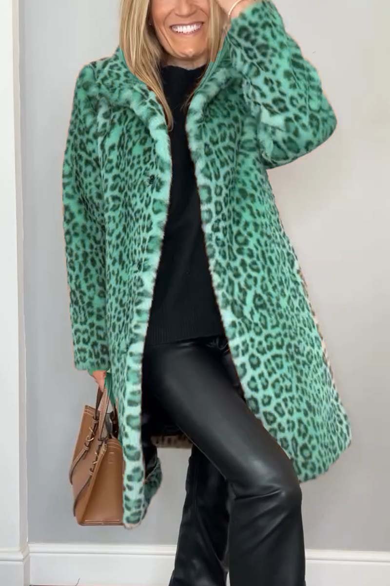 Vienna - Chic Leopard Coat